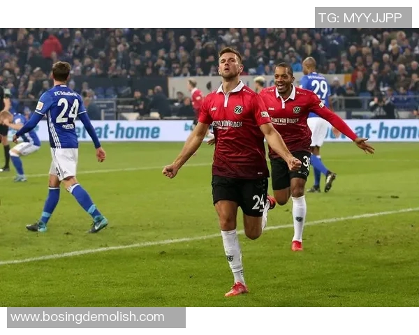 汉诺威96的崛起与挑战:探讨德甲球队的未来发展与战略调整 汉诺威96的崛起与挑战:探讨德甲球队的未来发展与战略调整