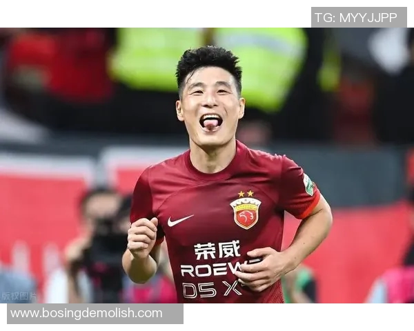 上海海港迎战深圳队武磊能否再创佳绩引发球迷热议 上海海港迎战深圳队武磊能否再创佳绩引发球迷热议