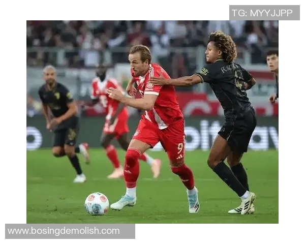 沙尔克04保级困难重重,主场不敌拜仁形势愈发严峻 沙尔克04保级困难重重,主场不敌拜仁形势愈发严峻